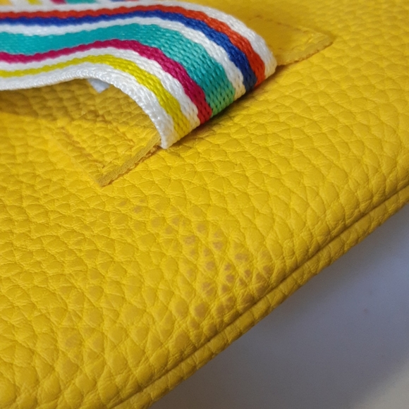 FannyPack "Nordstrom" Yellow Leather Rainbow Strap - Picture 7 of 7